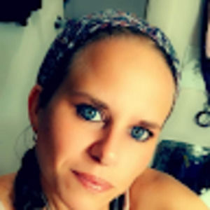 Meet your Posher, Tonya